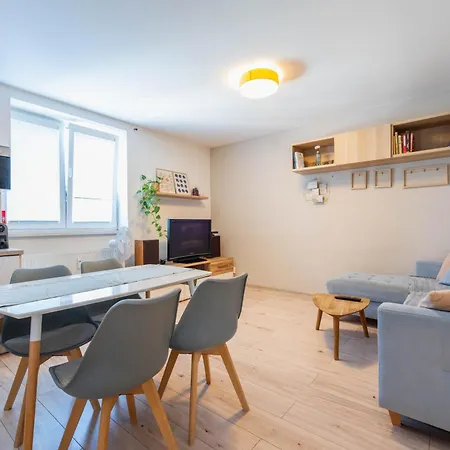 Апартаменты Cozy In Great Location Кошице